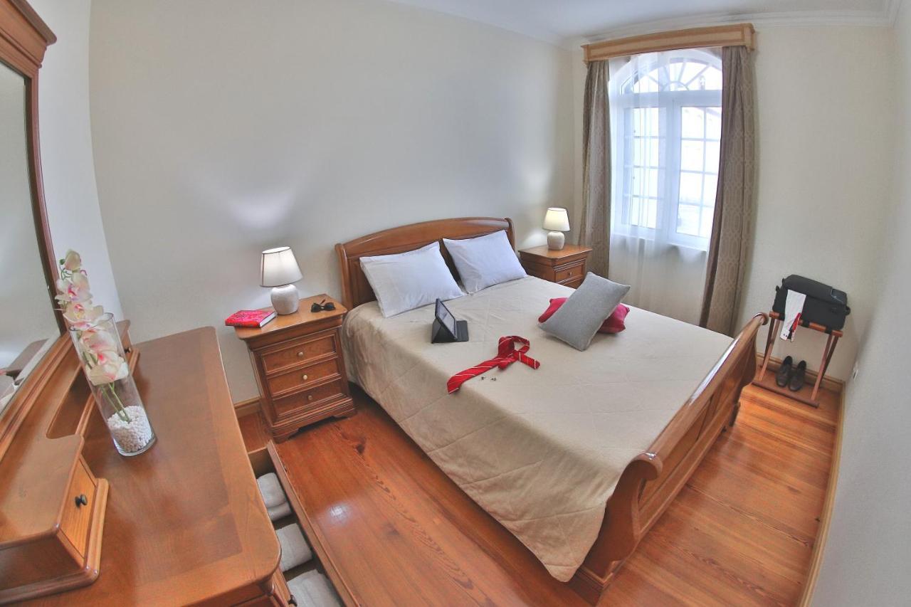 Apartamentos Francisco Martins Вила-Франка-ду-Кампу Экстерьер фото