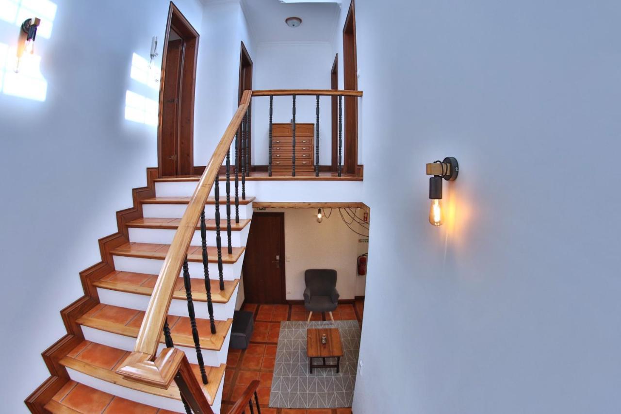 Apartamentos Francisco Martins Вила-Франка-ду-Кампу Экстерьер фото